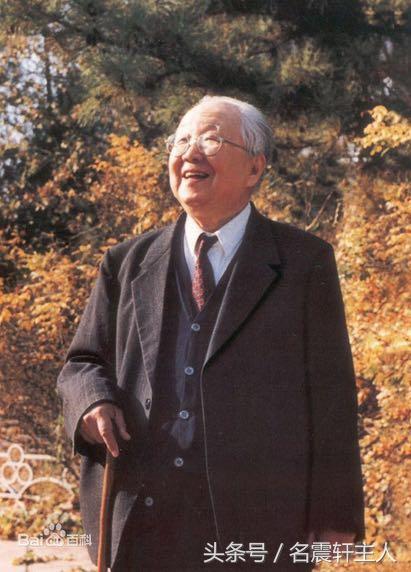 学习书法都会遇到的问题，听听启功先生怎么说？想学要学书法看看